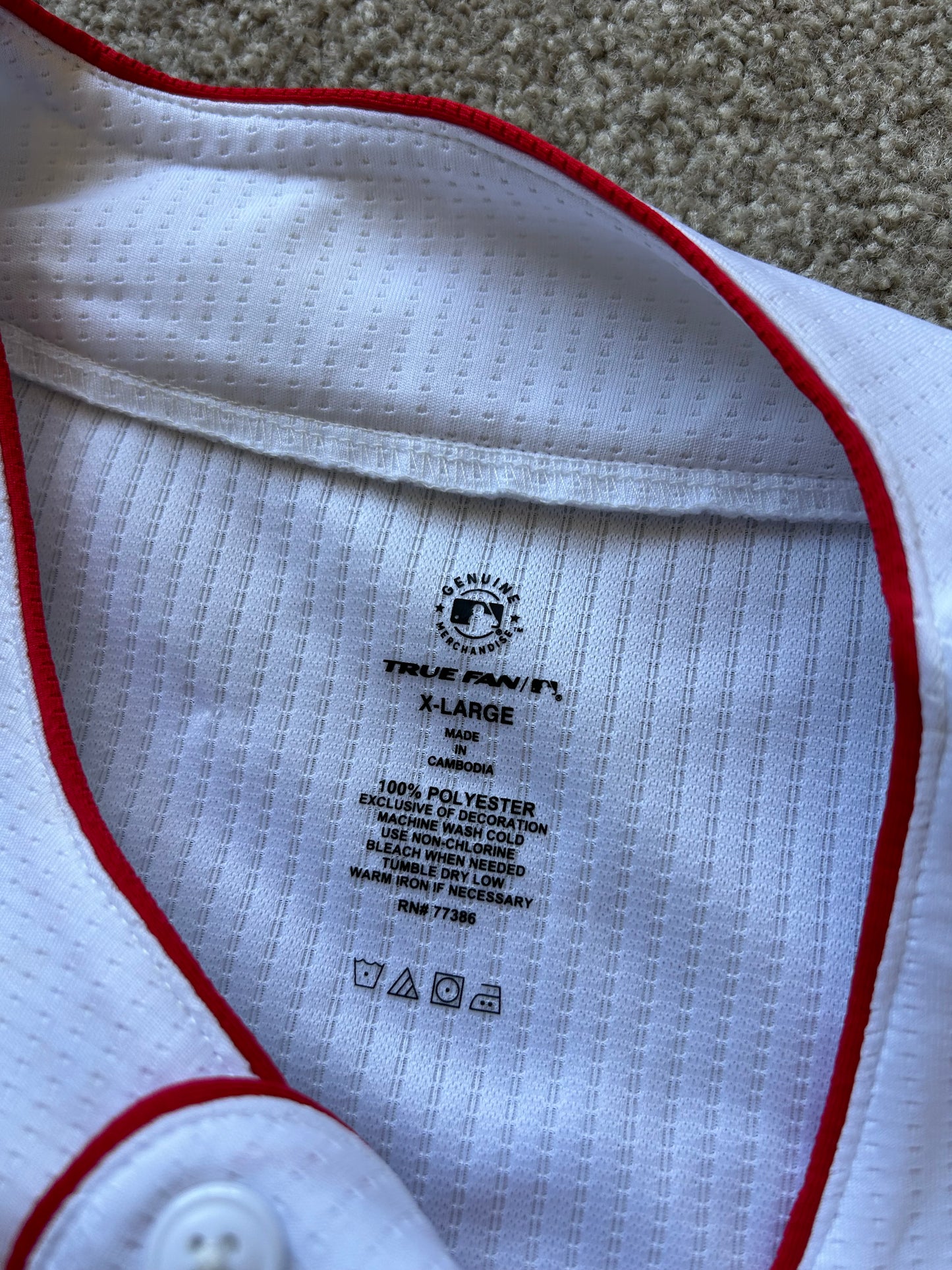 Cincinnati Reds baseball jersey, similar to the True Fan officially licensed MLB top XL White
