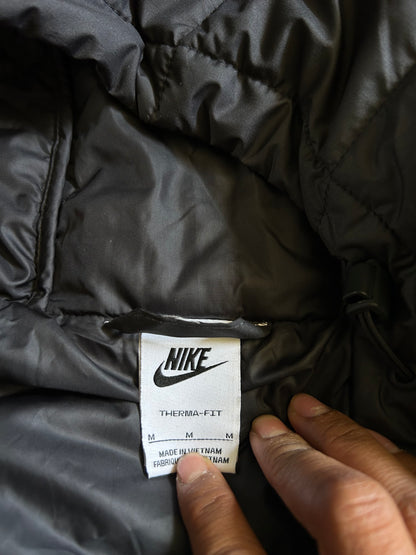 Nike Sportswear Men's Repeat Synthetic-Fill Jacket Therma Fir Medium Black