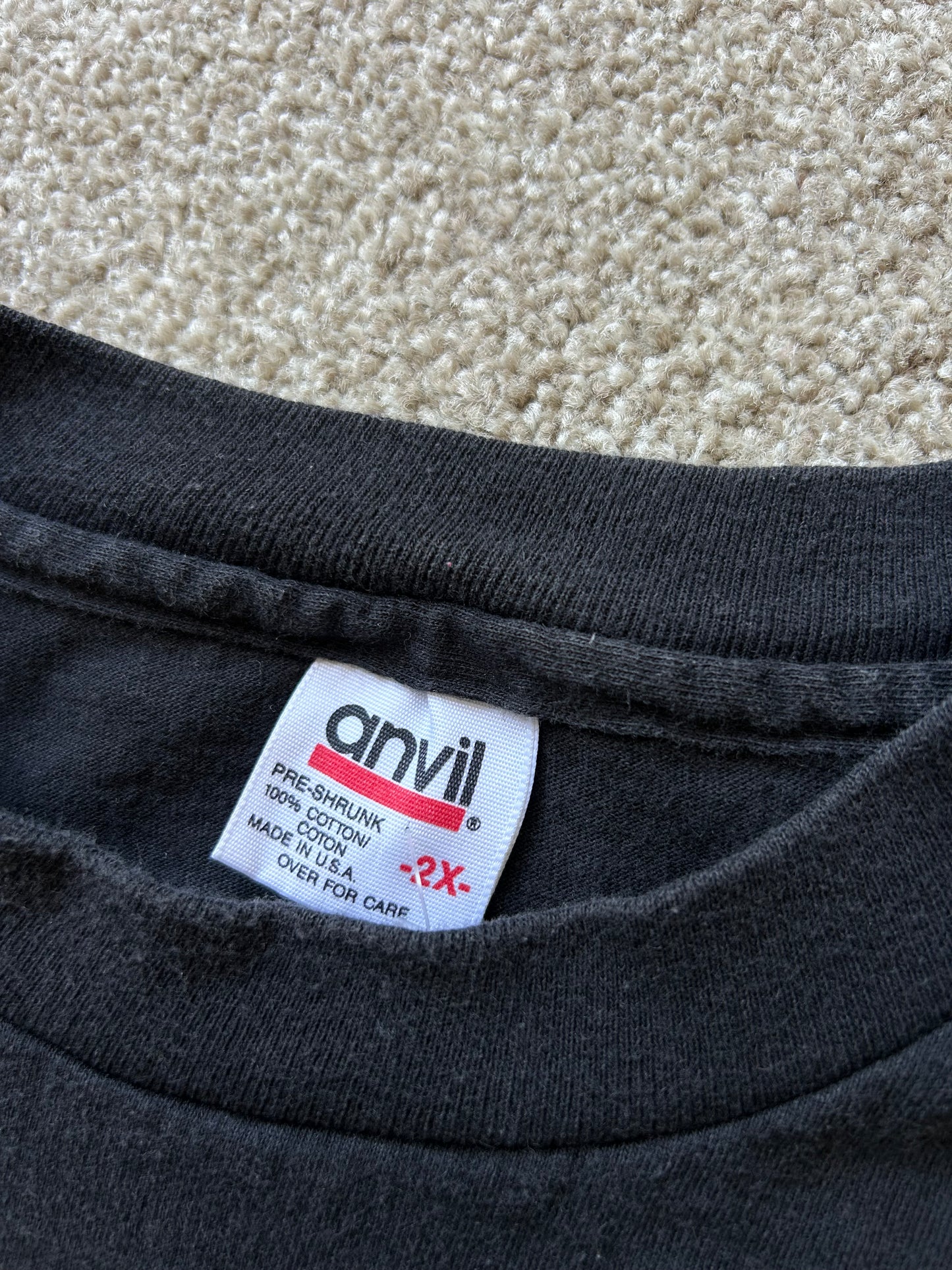 vintage Anvil brand single-stitch t-shirt featuring a "San Antonio Texas" graphic with a cowboy riding a bucking bronco 2XL Black