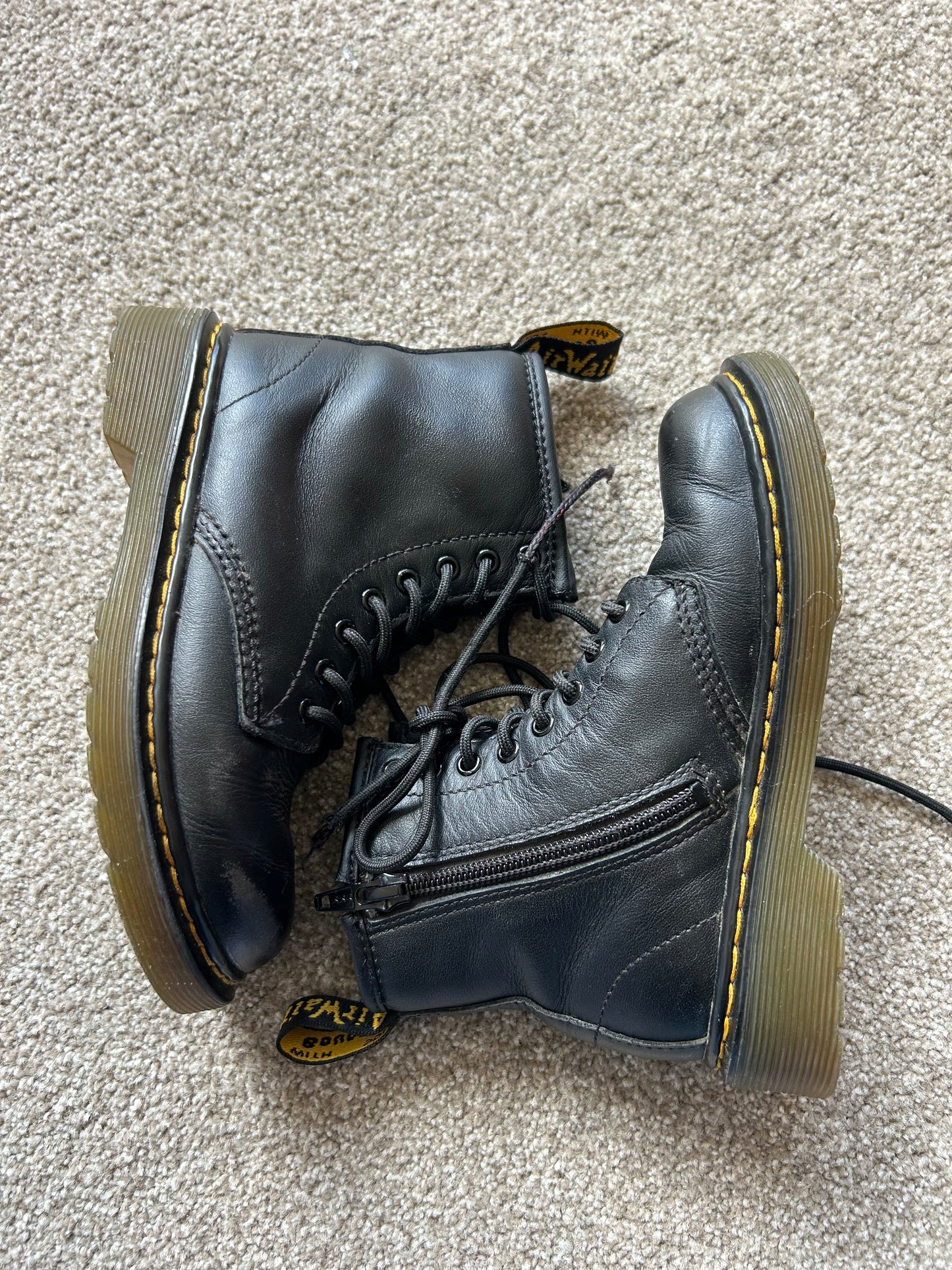 DR Martens Leather Boots Kids EU 29 Black 4-5yrs old.