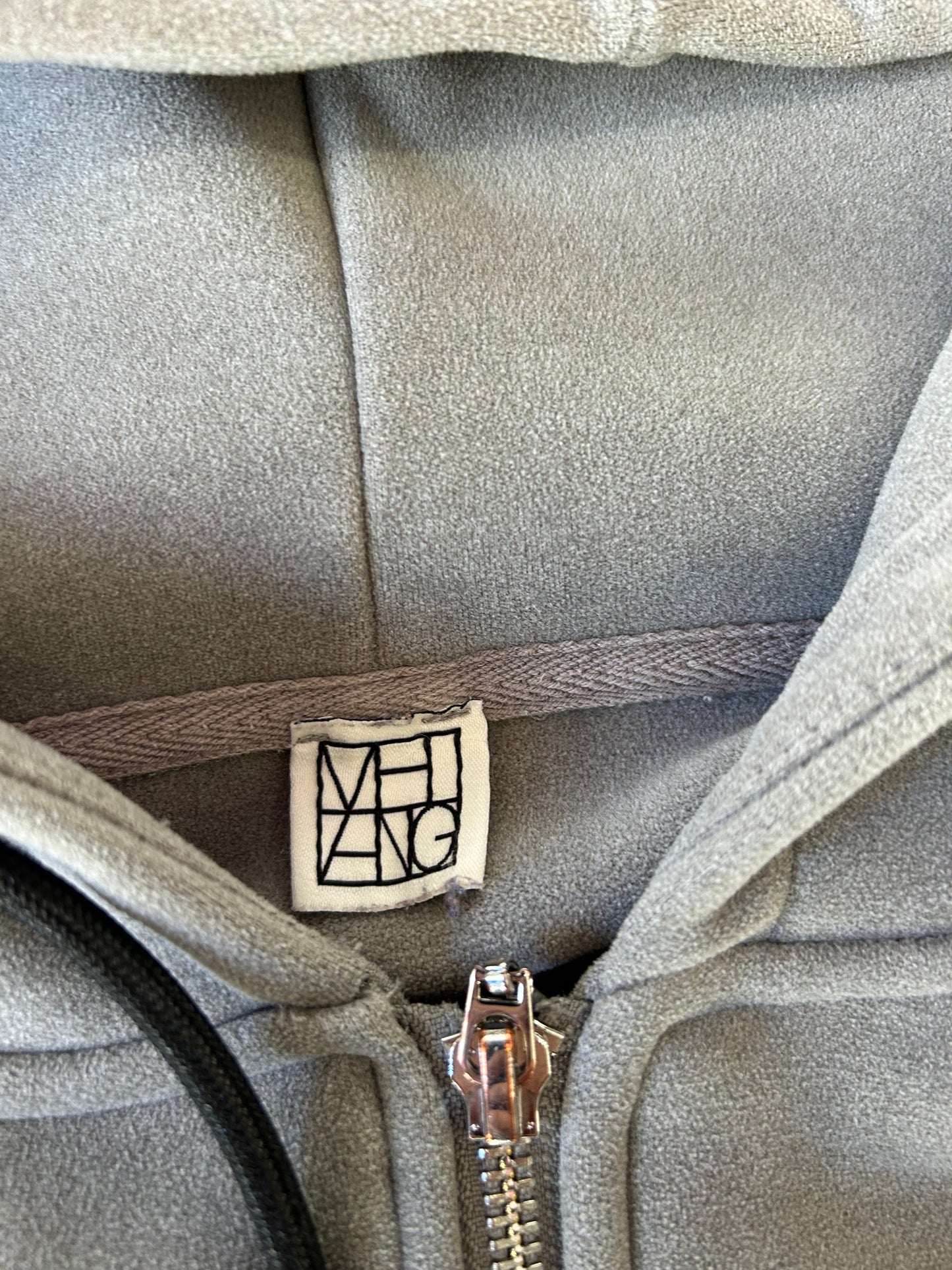 Heavy weight gray zip-up hoodie is likely an oversized Medium