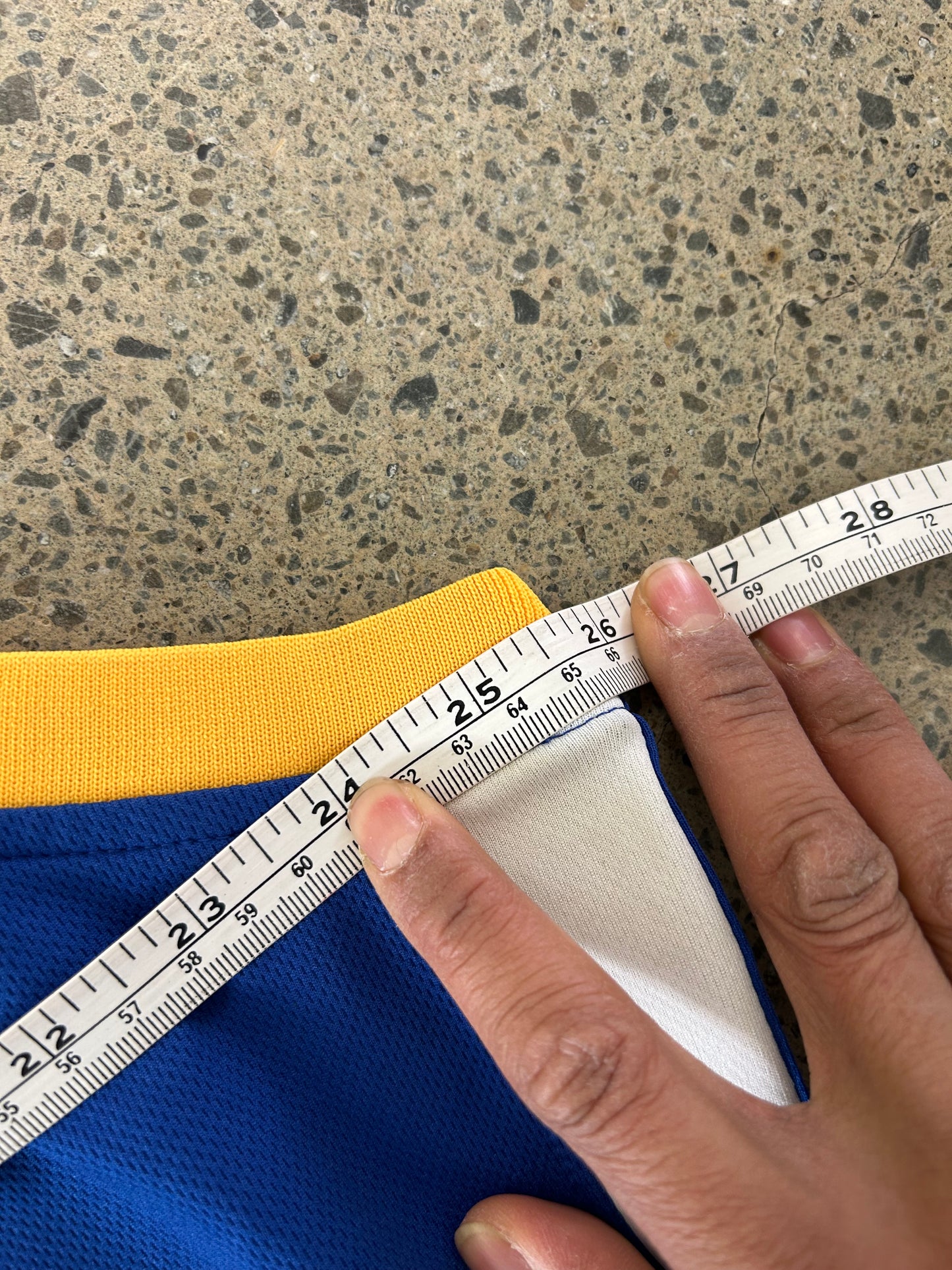 Adidas NBA Swingman jersey featuring the Golden State Warriors team logo and player number 30 for Stephen Curry 2XL