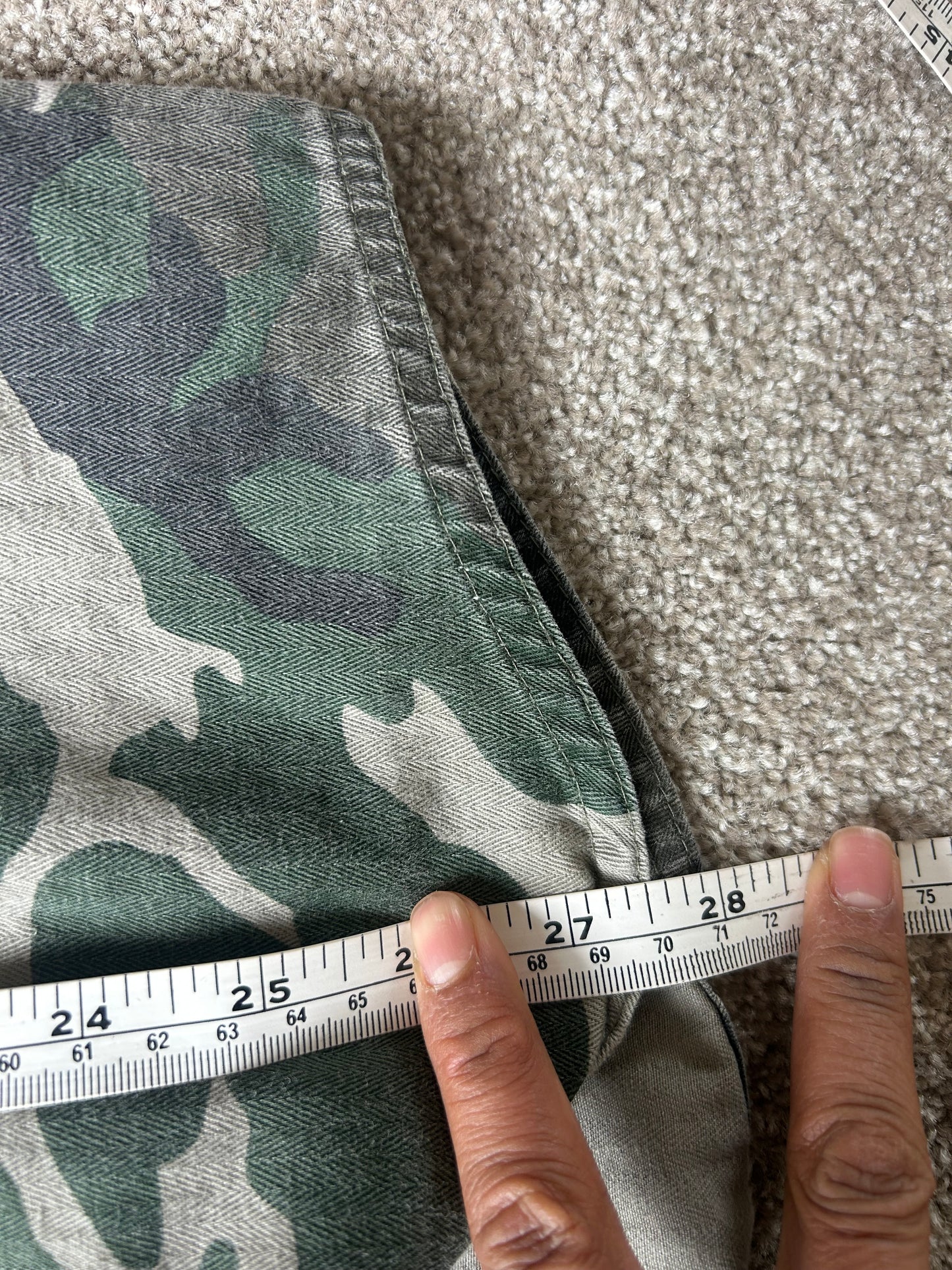 Stussy camouflage cargo shirt featuring a button-up front and a logo patch on the chest Medium