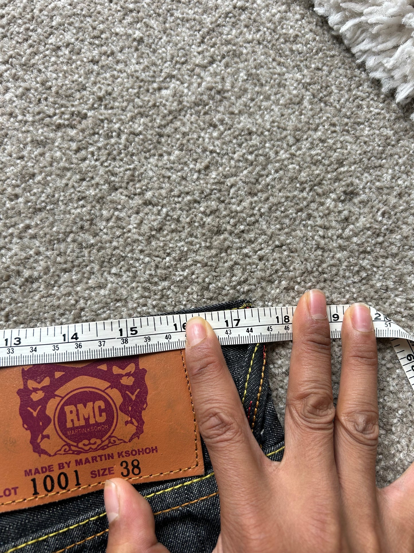 Vintahe RMC Martin Ksohoh wide-leg denim jeans with embroidered skull and rose graphics. size 35 waist