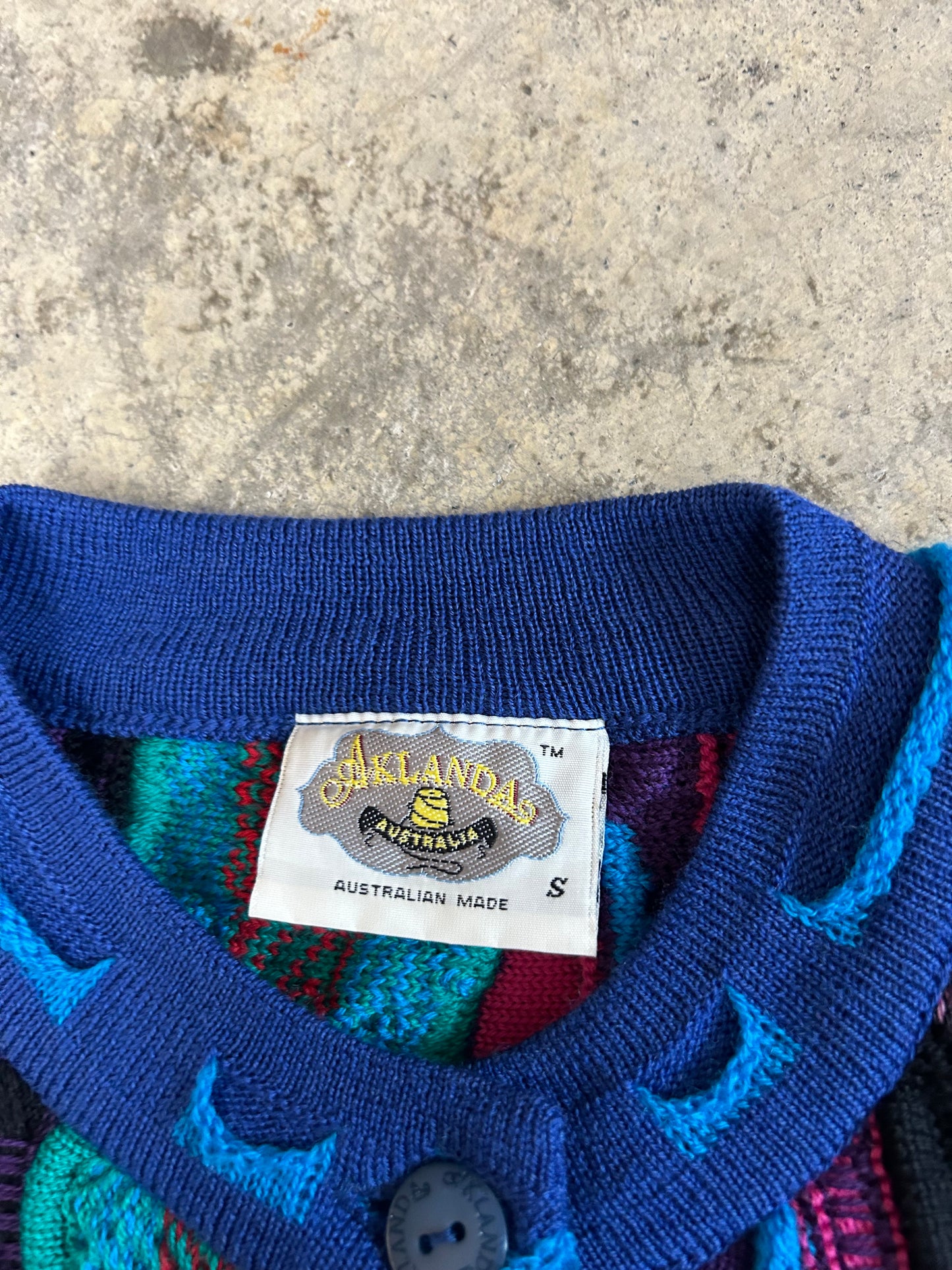 Vintage Aklanda 3D Knitted Button Cardigan Small