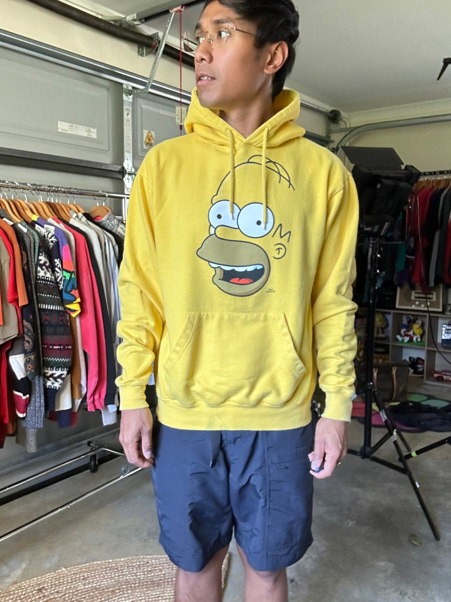 yellow Universal Studios Homer Simpson pullover hoodie sweatshirt Medium