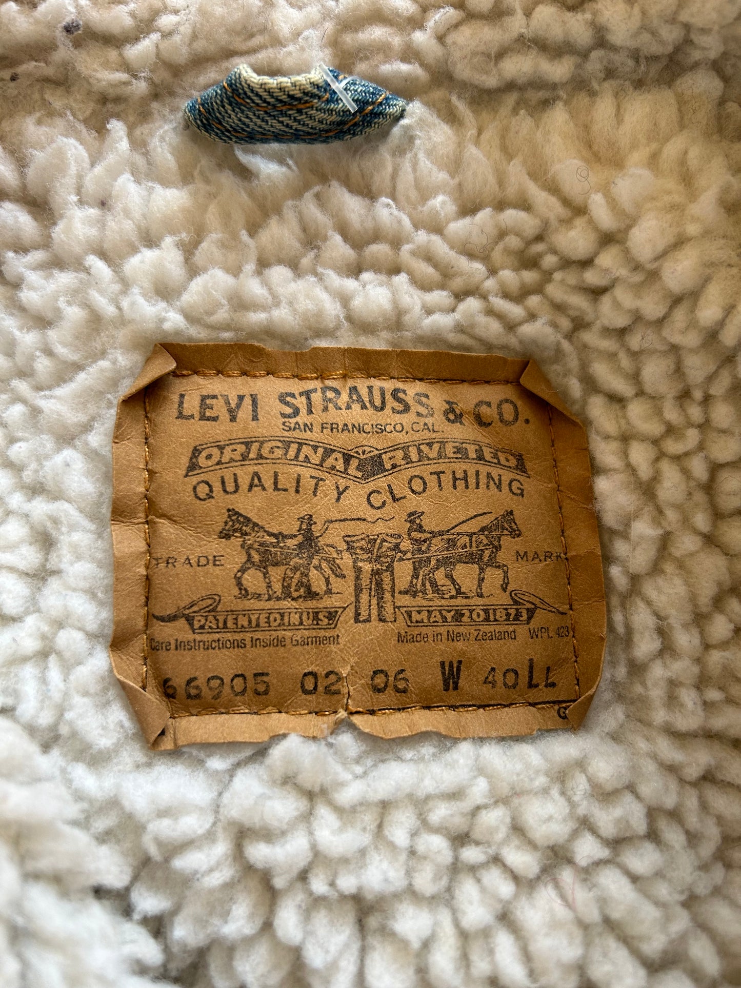 Vintage Levis Denim Sherpa Trucker Jacket Orange Tab XL Made in NZ