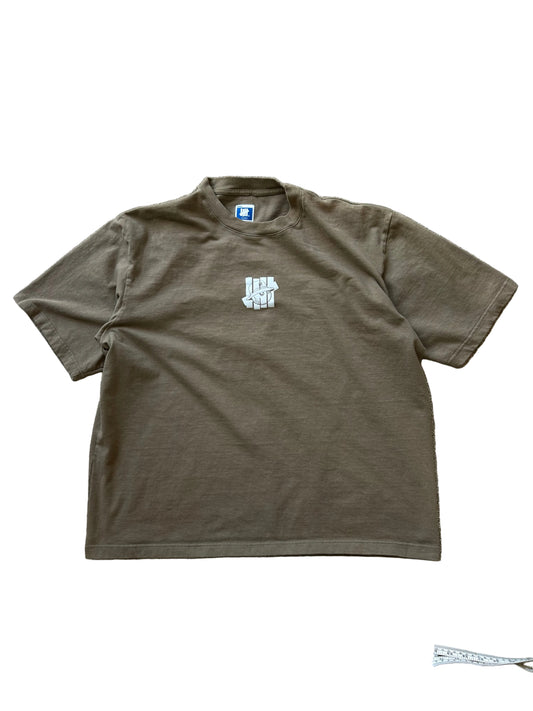 olive green Undefeated t-shirt, a collaboration  Malbon x Undefeated collection Cropped XL