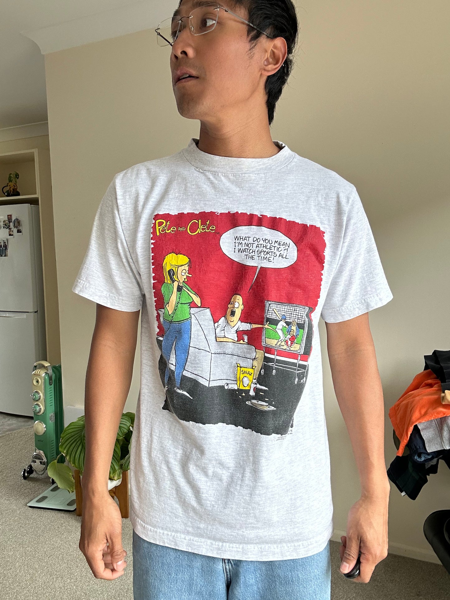vintage gray t-shirt featuring a "Pete and Clete" comic graphic on the front size Medium Grey