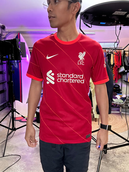 Nike 2021-2022 Liverpool F.C. home jersey in red with white accent details Small