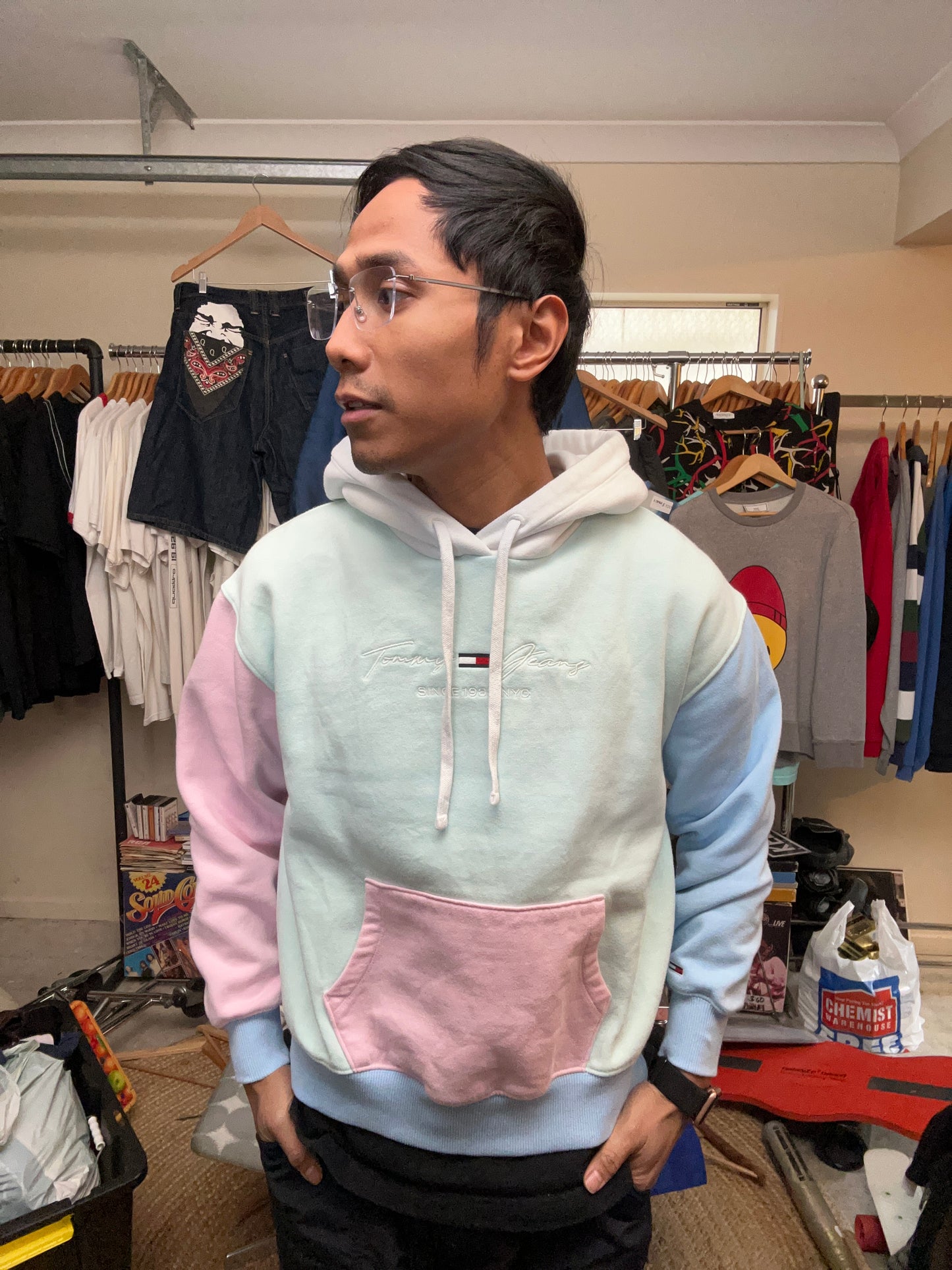 Tommy Jeans pastel color-block hoodie features a white hood, light green torso, and pink and blue sleeves Small