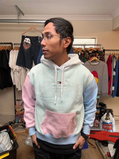 Tommy Jeans pastel color-block hoodie features a white hood, light green torso, and pink and blue sleeves Small