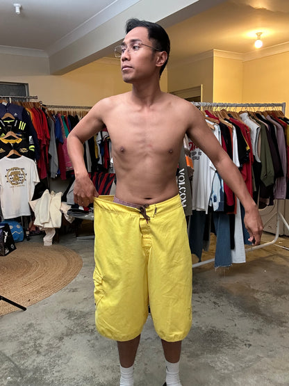 yellow Quiksilver men's boardshorts y2K size 36