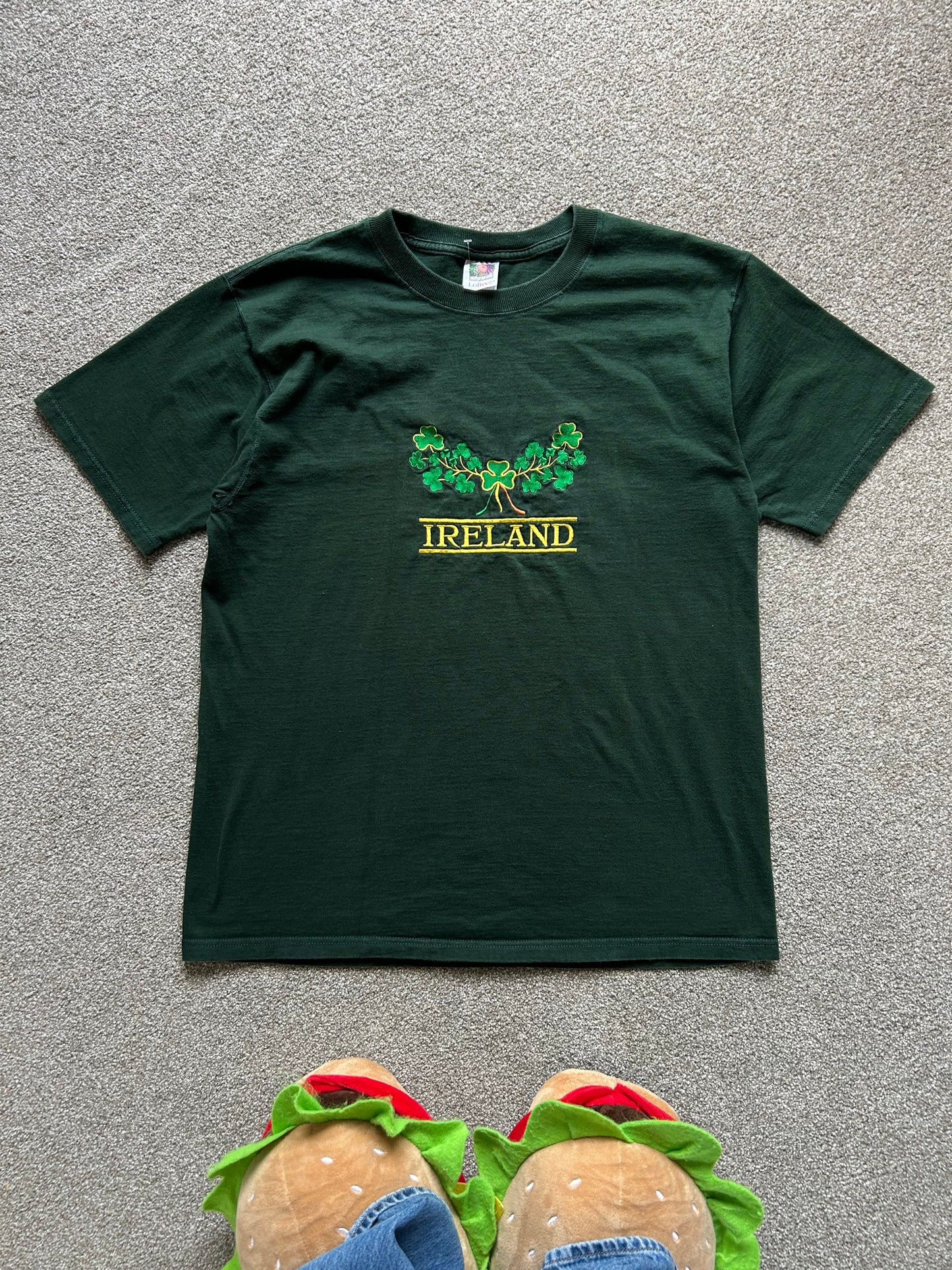 IRELAND & Irish Shamrocks T-Shirt Fruit of Loom Unisex Large Cotton Embroidered Green