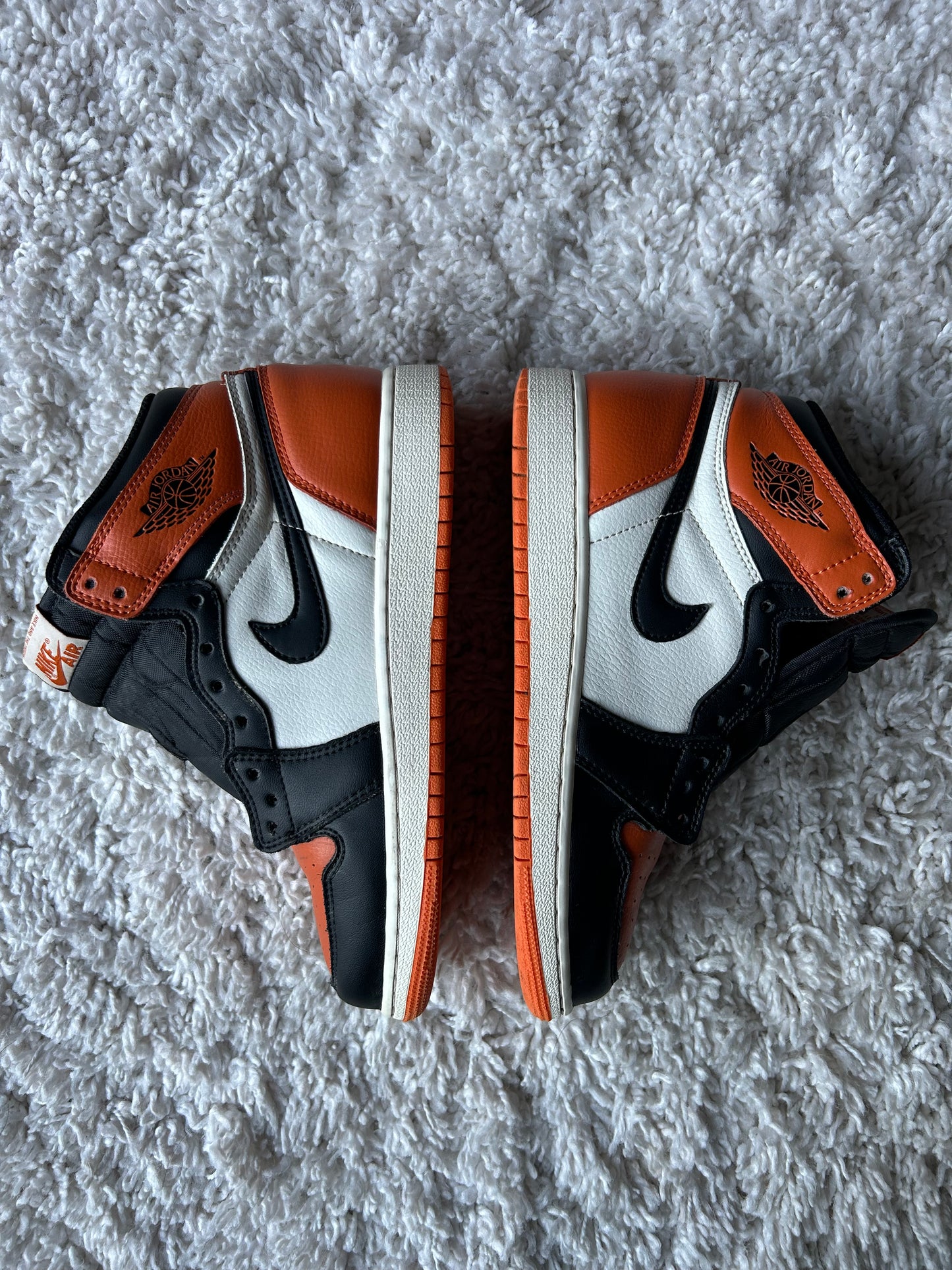 Air Jordan 1 High OG
Shattered Backboard size 5 Men's