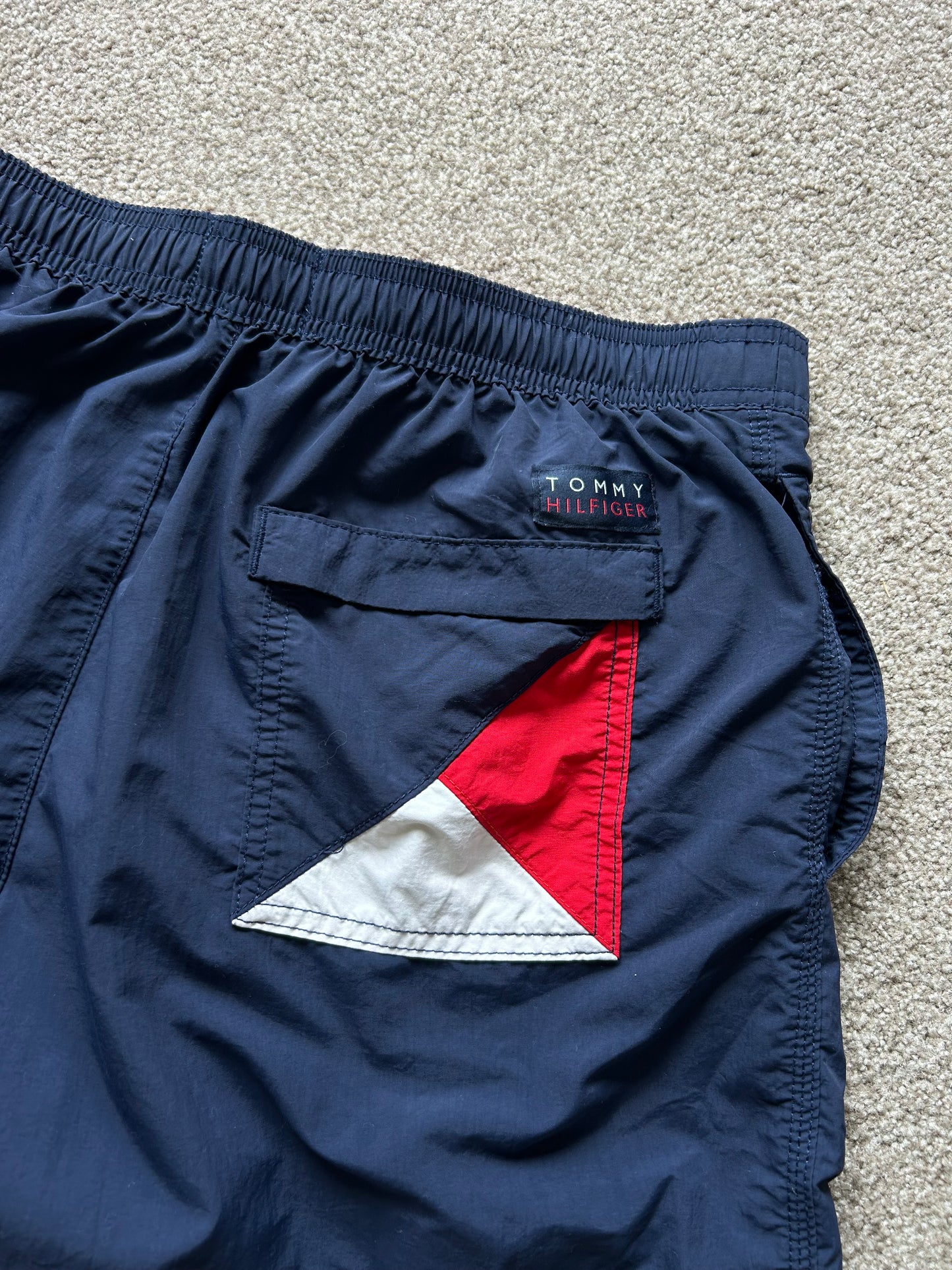 Tommy Hilfiger Board Shorts size Large 32-34 inches Waist