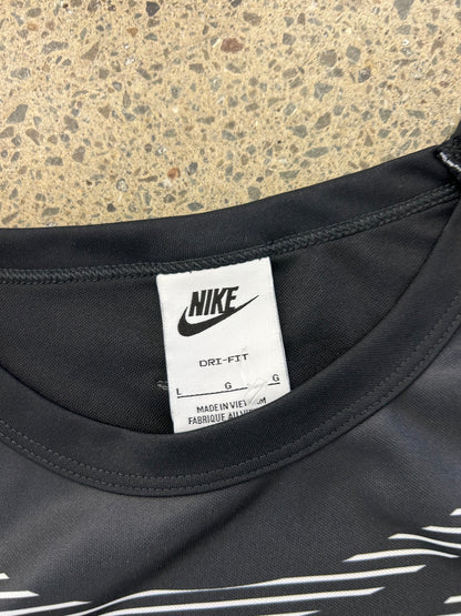 Nike Sportswear Tuned Air Men's Football Shirt featuring a distinct black and white vein stripe pattern Large