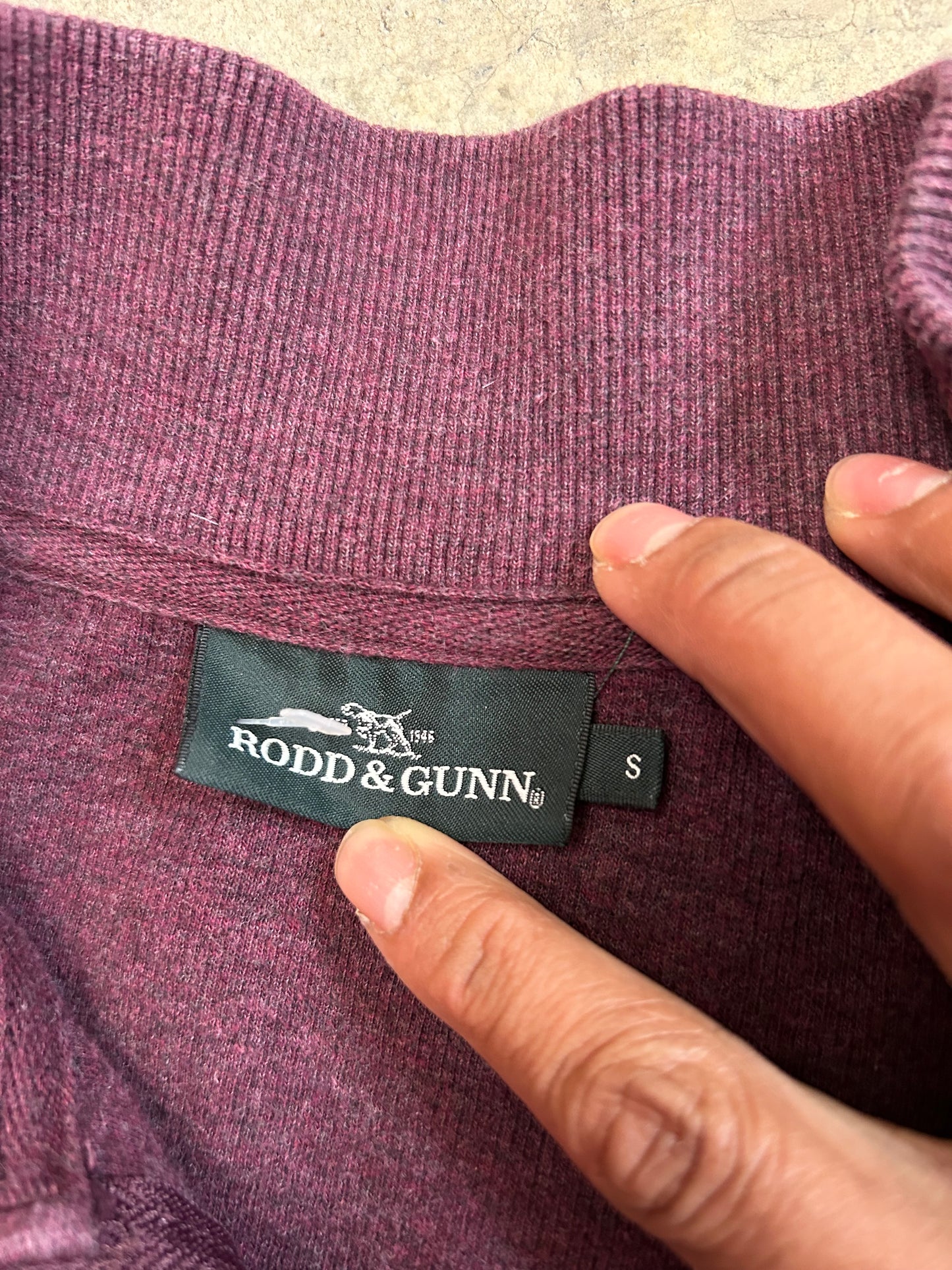 Alton Ave Sweat from the New Zealand heritage brand Rodd & Gunn Quarter Zip Maroon Small