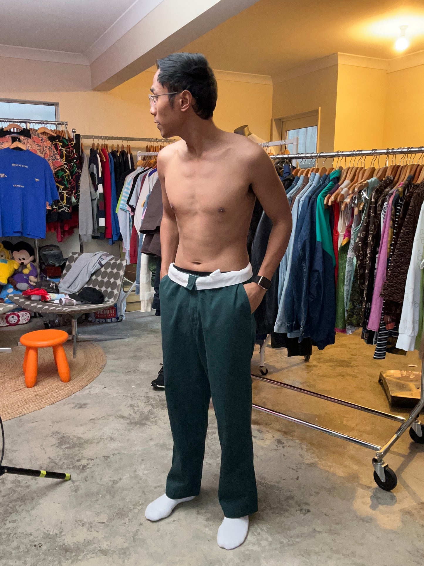 Vintage green Dickies 874 Original Fit Work Pants, recognized by their iconic tunnel belt loops and straight-leg cut 34