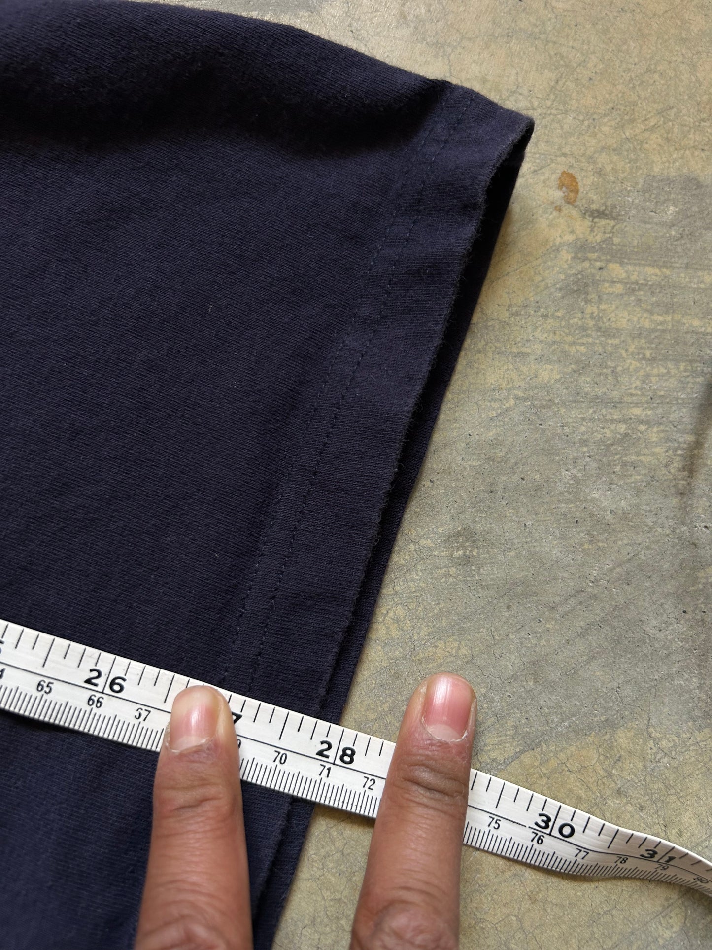 Navy blue vintage Quiksilver "Boardriding Company" graphic t-shirt