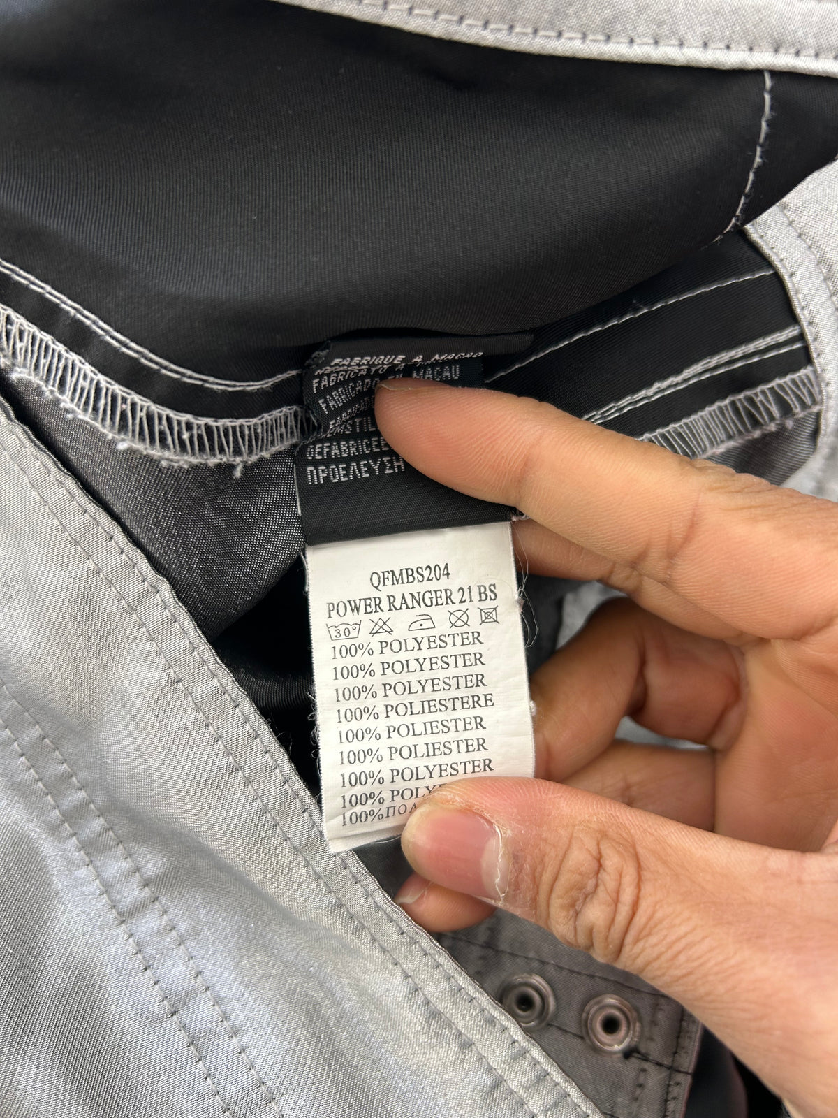 Billabong Mens Fluid 2K Pro 21" Boardshorts in a grey, black, and white colorway size 32