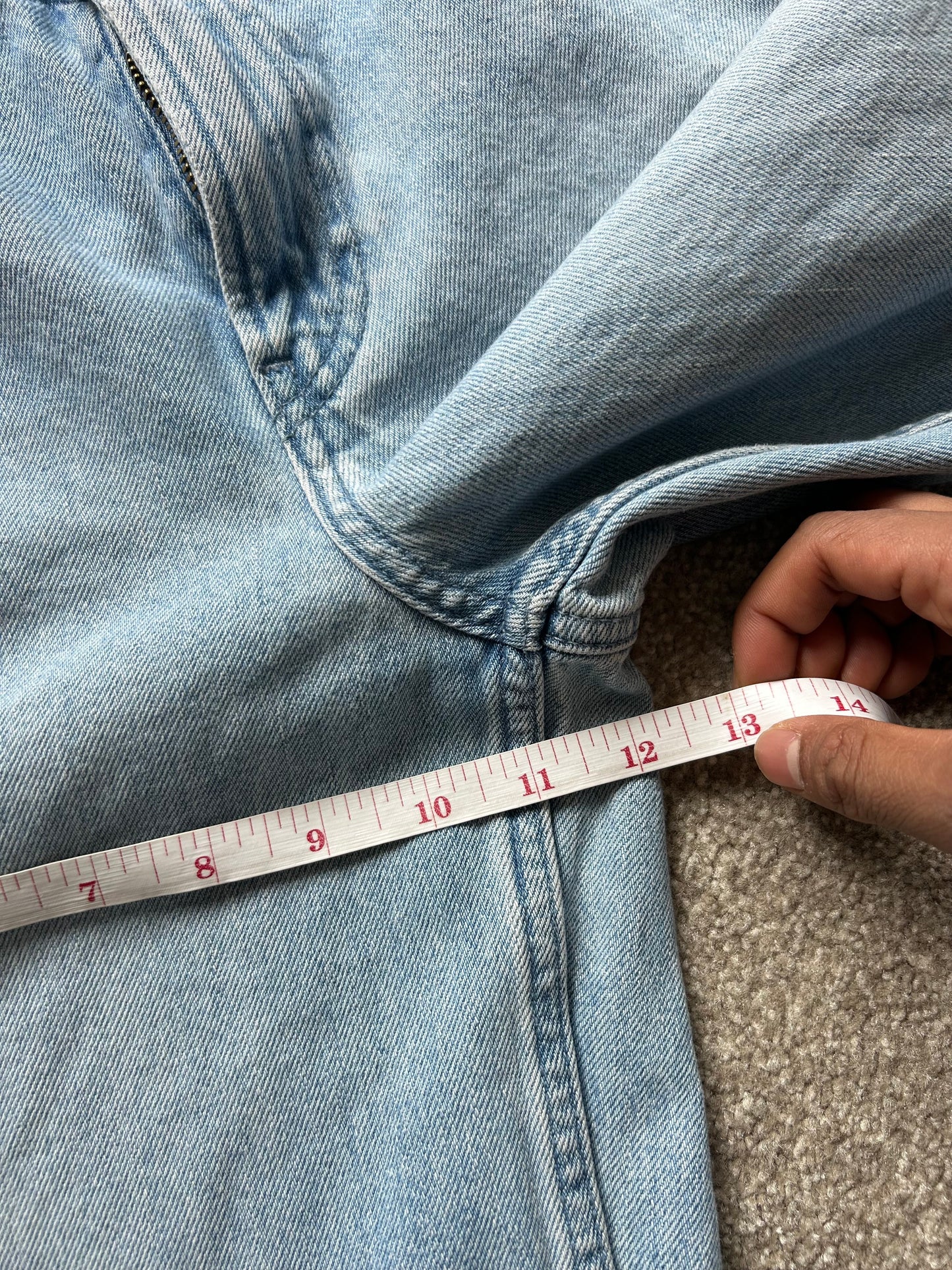 Uniqlo Baggy Pants Light Washed size 30-32
