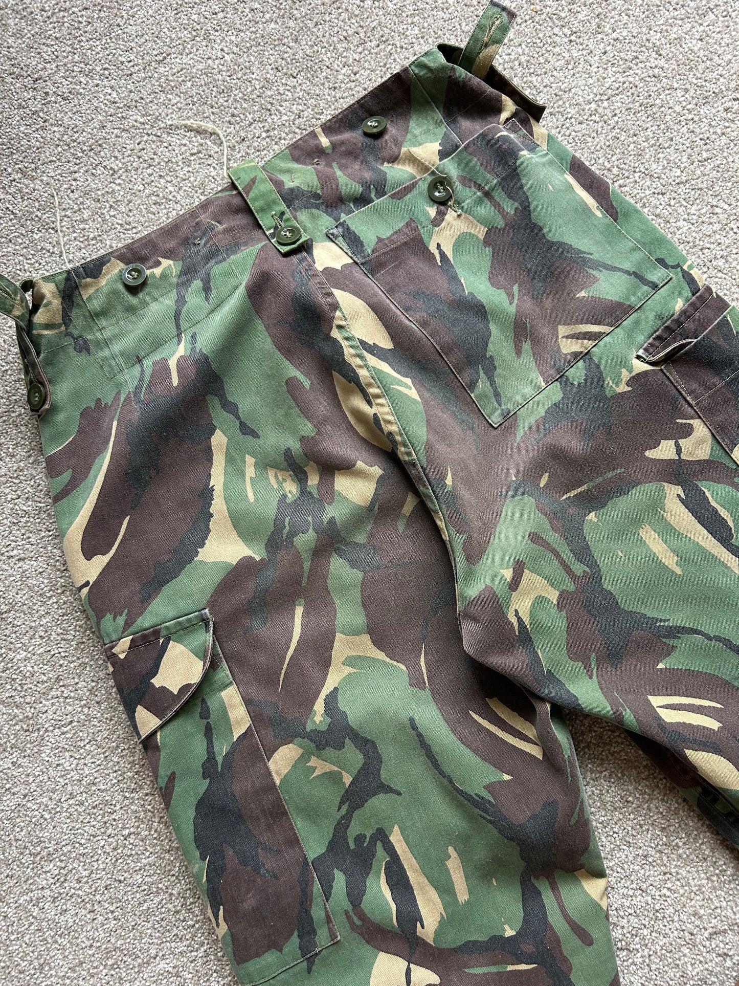British Army Disruptive Pattern Material (DPM) camouflage trousers Camo Pants size 32