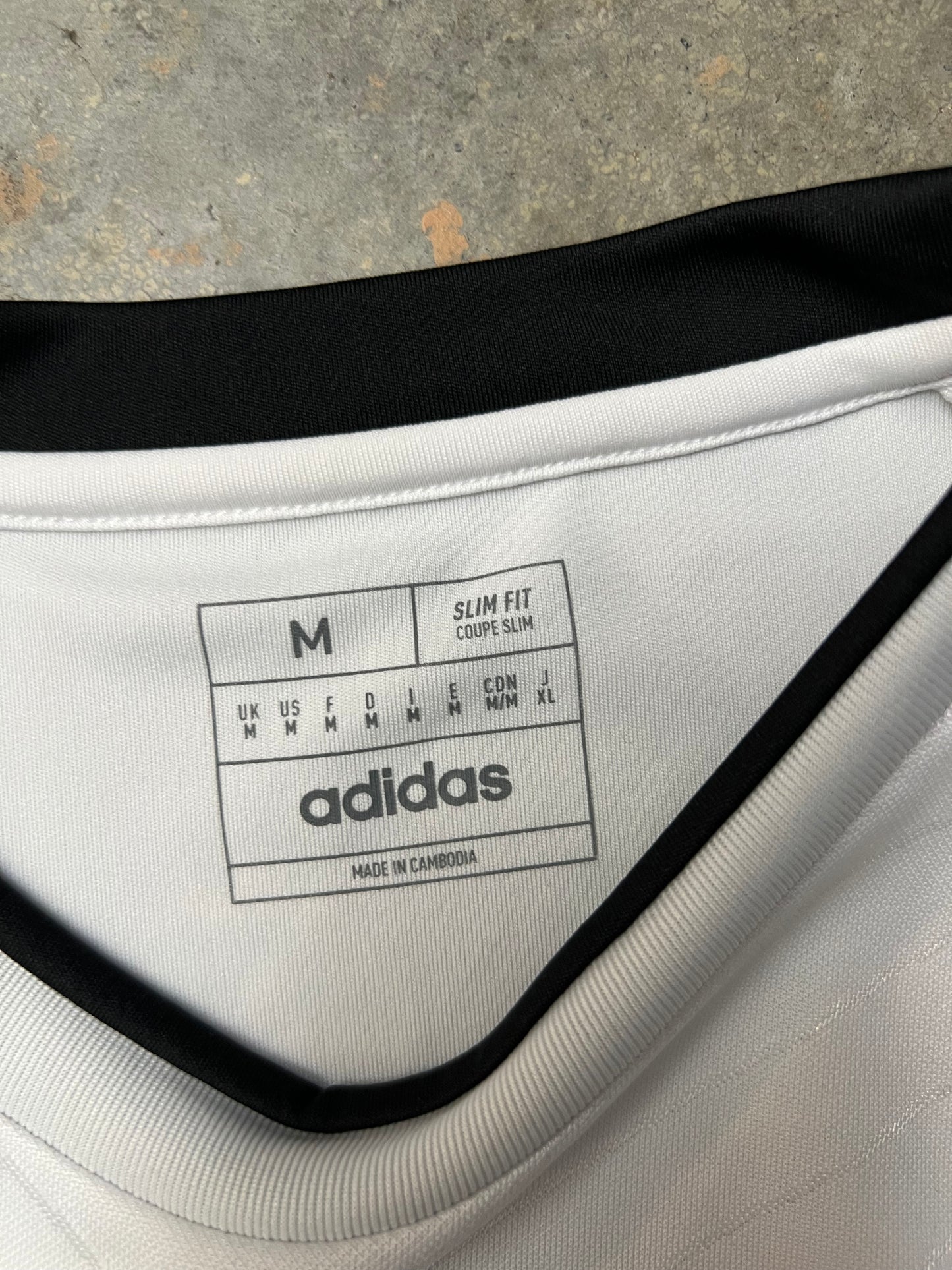 Adidas Iraq National Team men's football jersey from the 2024 season in white Medium