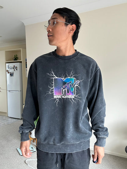 men's MTV Logo Lightning Metal Graphic Fleece Sweatshirt Black Medium