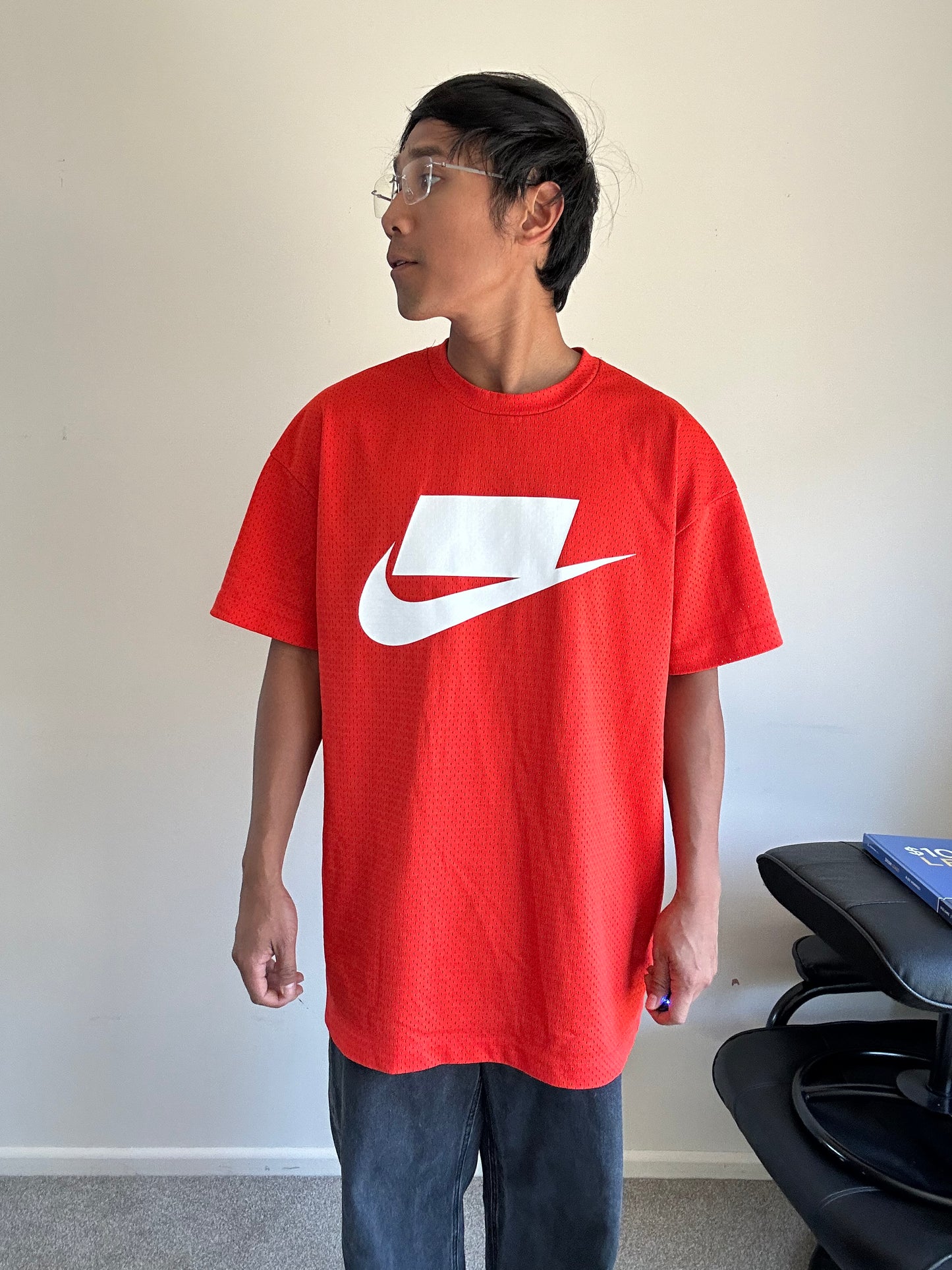 Nike Sportswear NSW Shirt in the Noble Red and White colorway Large Mesh