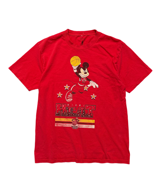 Mickey Mouse NBA Miami Heat Tshirt Slam Dunk Mickey Large Red