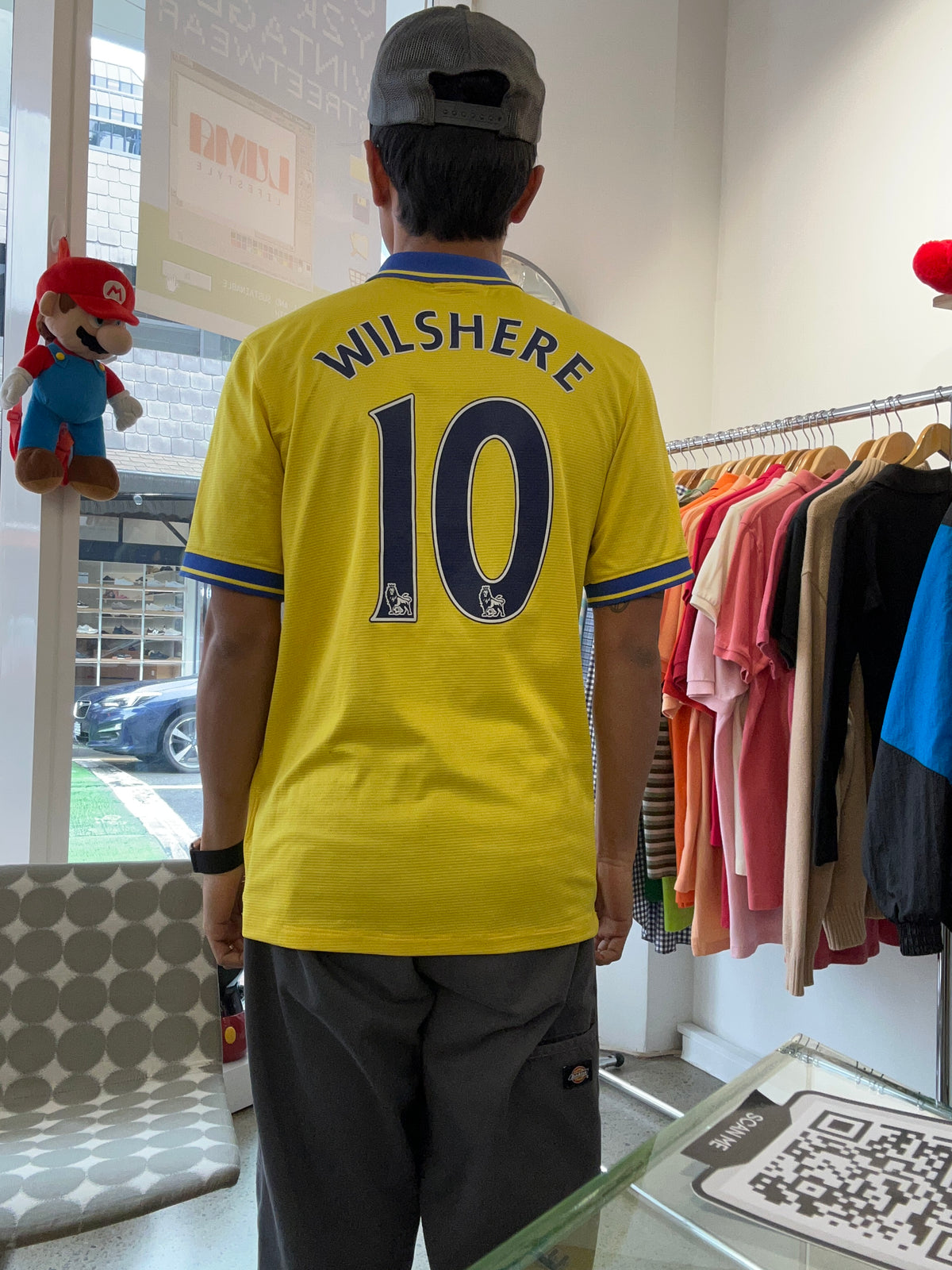 Nike Arsenal FC 2013-14 Away Jersey in yellow and blue with a polo collar Small