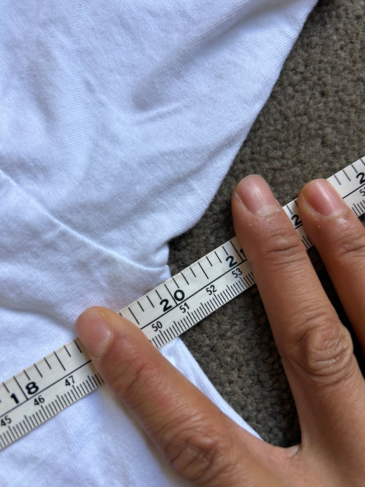 Vintage  Levi's 501 t-shirt features a embroidered "San Francisco, Cal" and "501" graphic across the chest Medium
