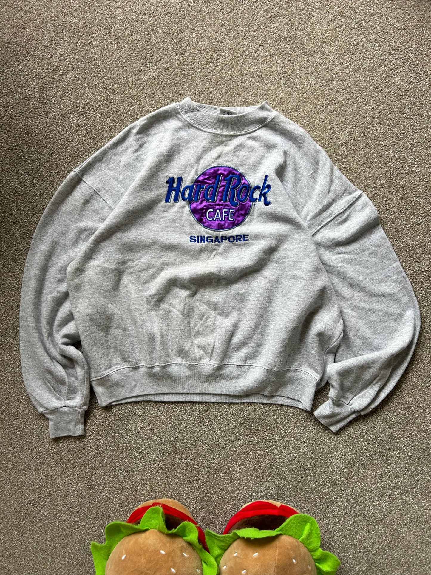 Vintage Hard Rock Cafe Singapore Embroidered  Grey Medium
