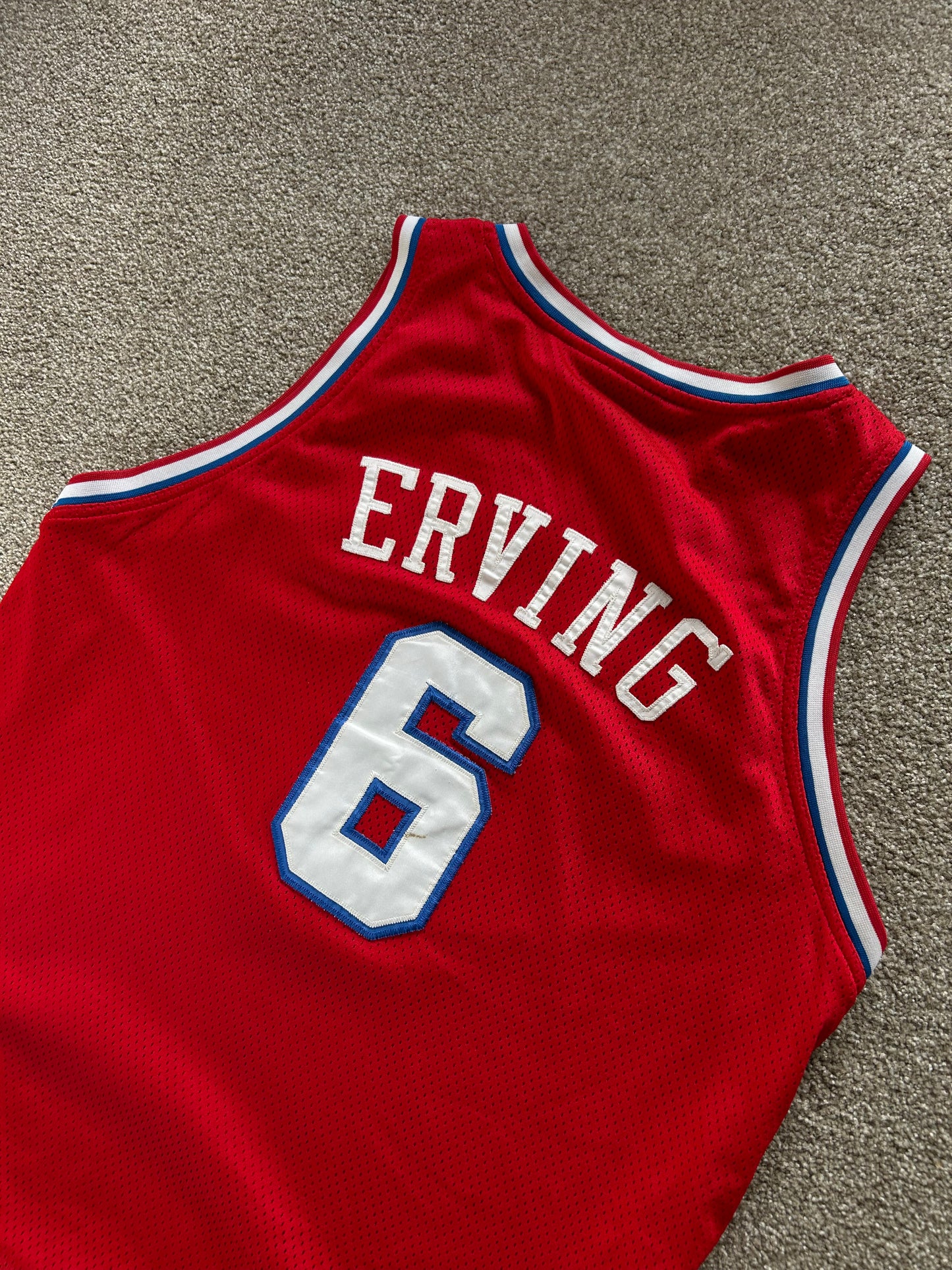 Julius Erving Philadelphia 76ers NBA Hardwood  Classics Large Red Sixers