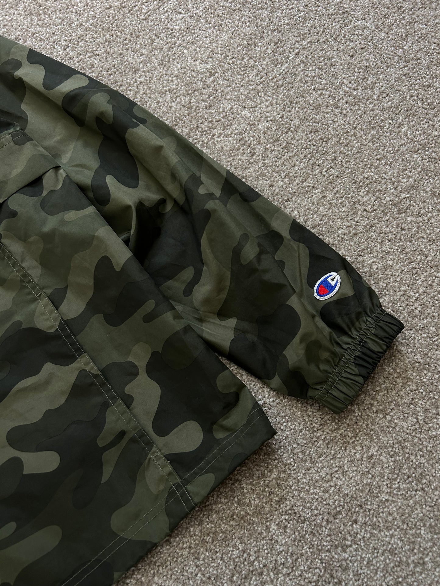 Champion Camo Mens Jacket Medium Windbreaker