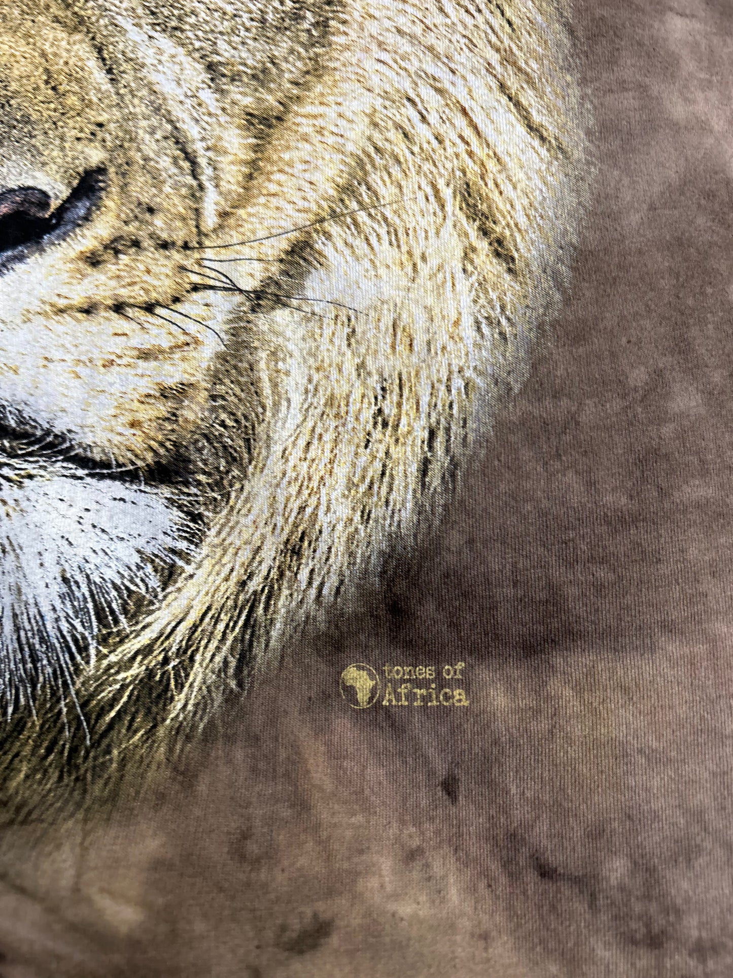 African Lion Tee Medium