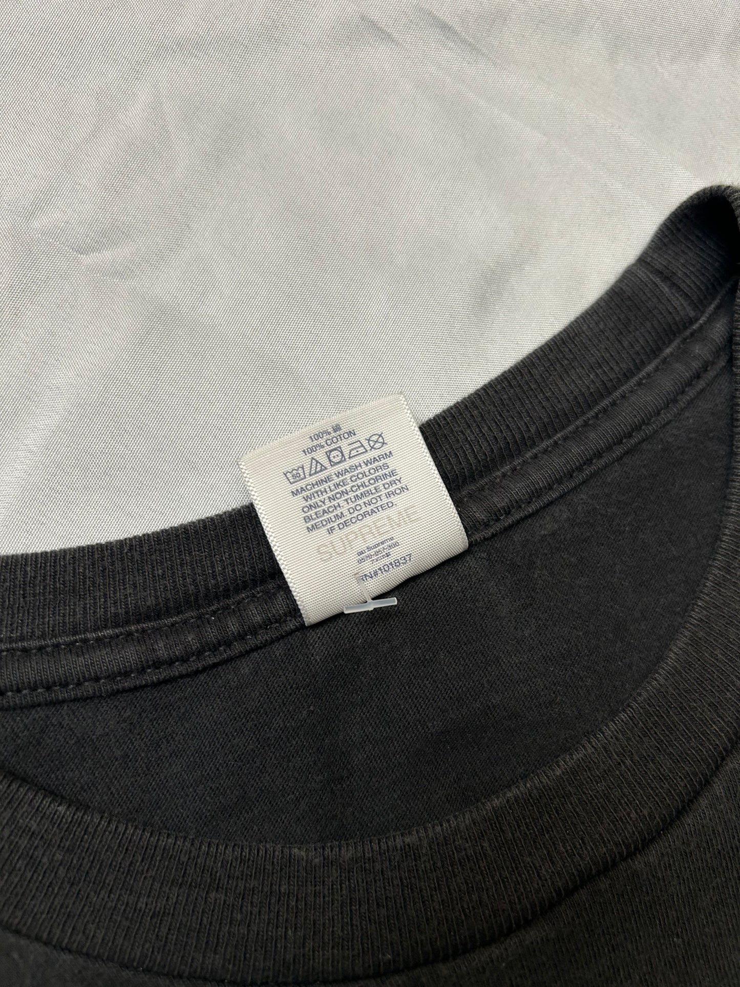 Supreme Tee Extra Large