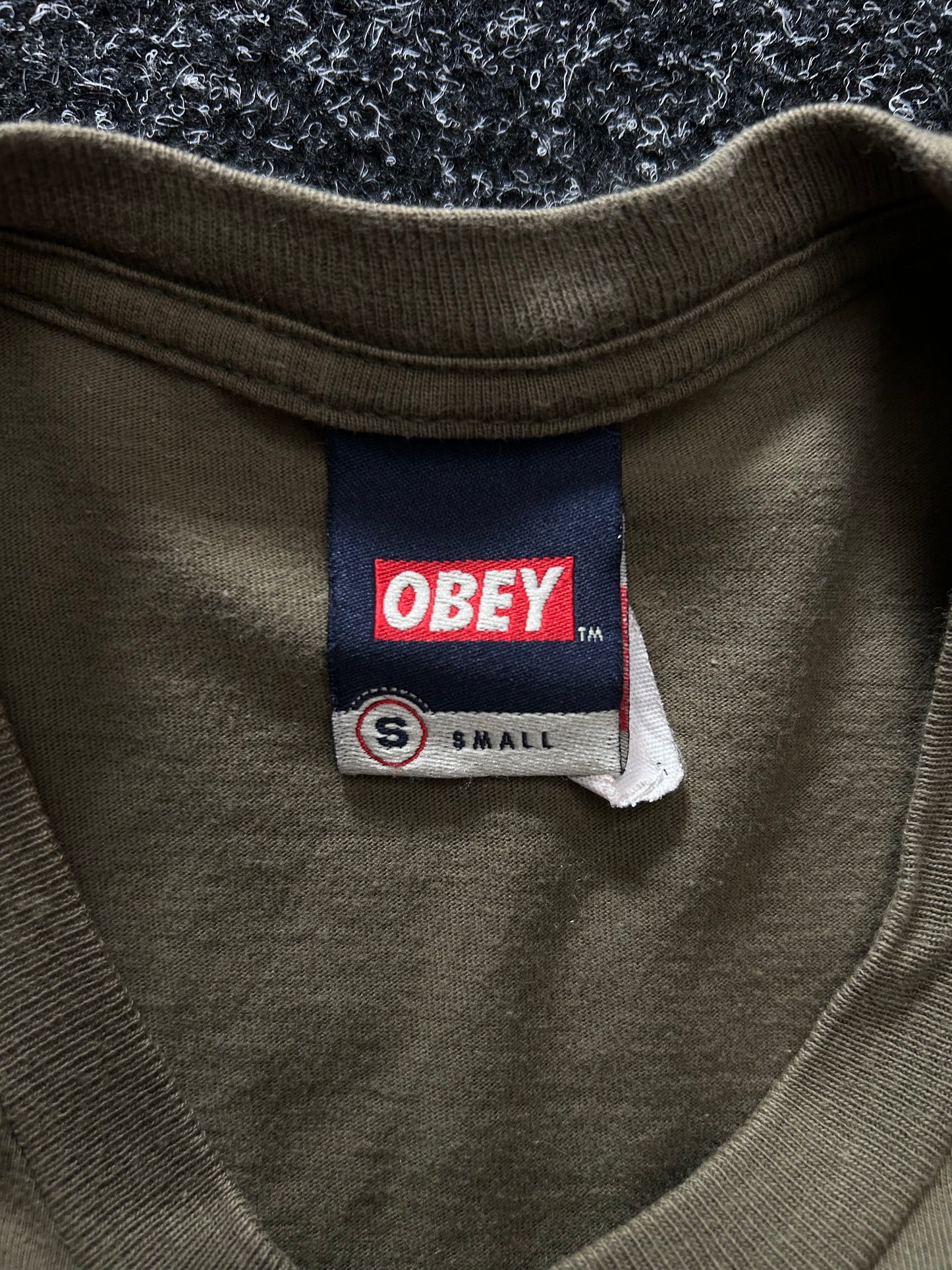 OBEY Tee Small