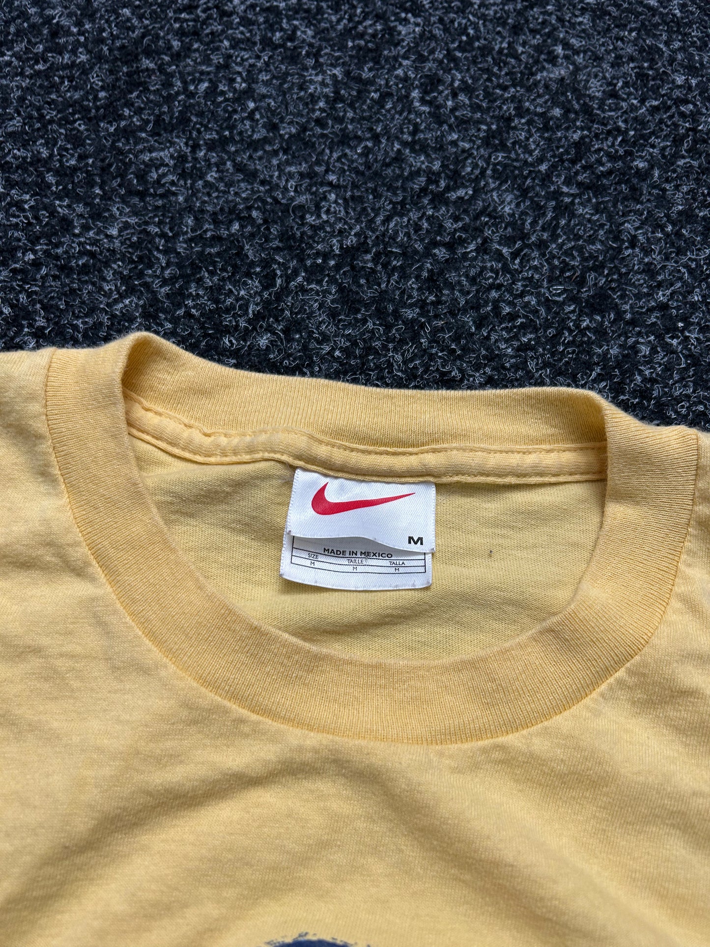 Vintage Nike Hawaii Marathon Tee Medium